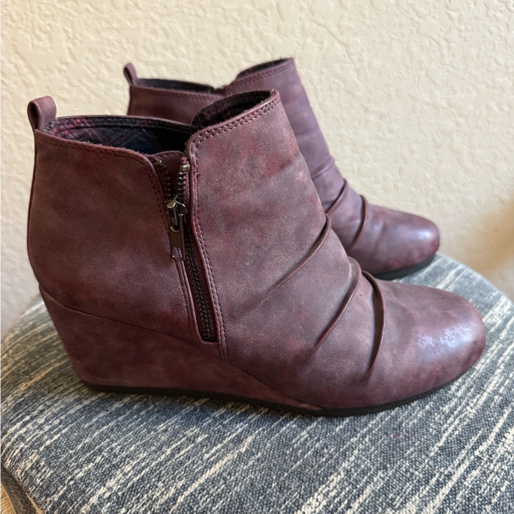 Maurice’s Women's Burgundy Ankle Boots